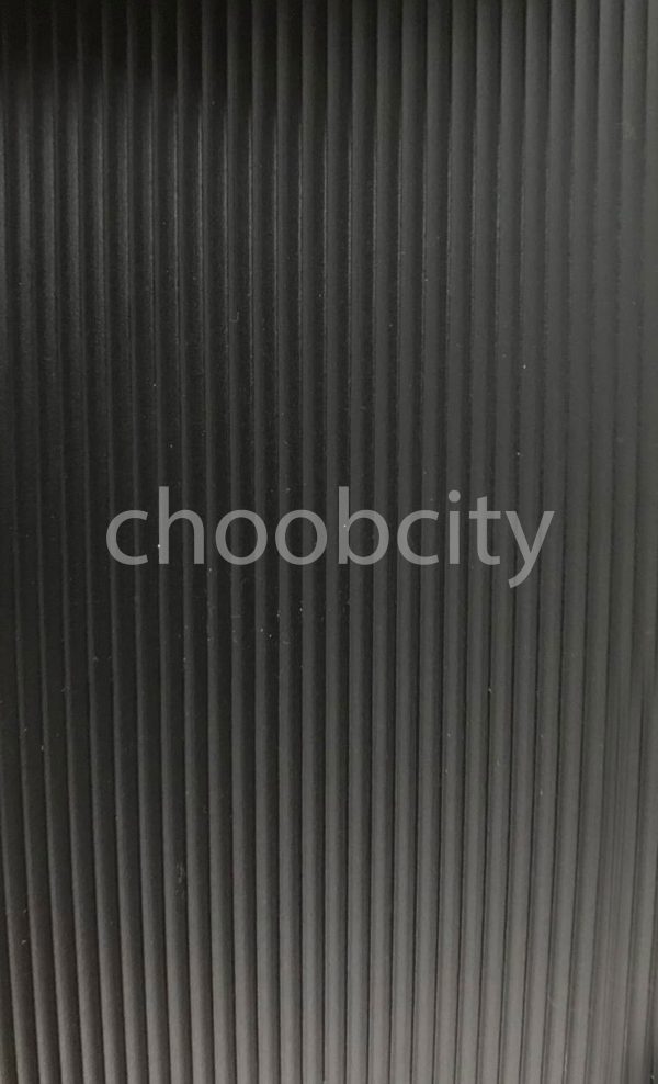 هایگلاس فرامید 4049 مشکی لوور